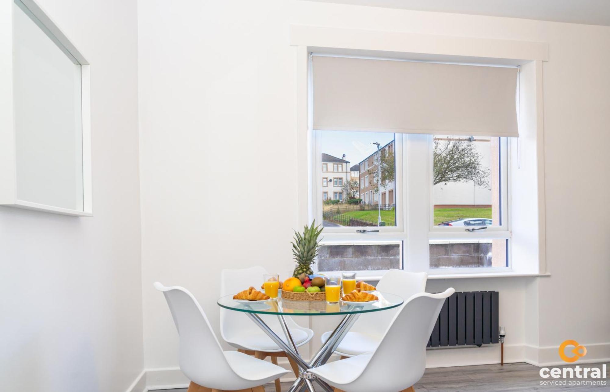 Central Serviced Apartments - 2 Bedroom - Free Street Parking - Fast Wifi - Smart Tvs In All Rooms - Ground Level - Family Neighbourhood - 3 X Double Beds - Heating 24-7 - Trade Stays - Weekly & Monthly Offers Dundee Eksteriør bilde